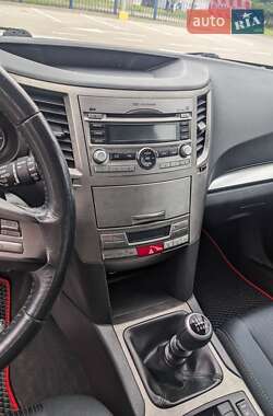 Універсал Subaru Legacy 2010 в 