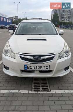 Універсал Subaru Legacy 2010 в 