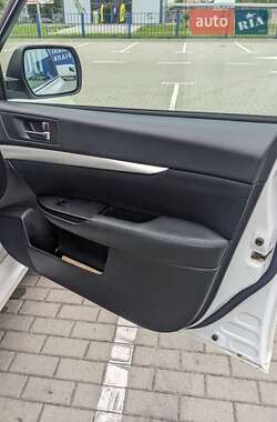 Універсал Subaru Legacy 2010 в 
