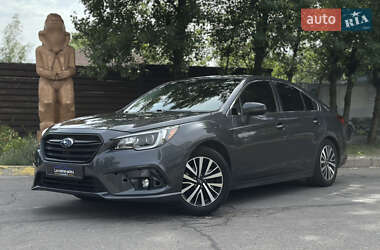 Седан Subaru Legacy 2018 в Дніпрі