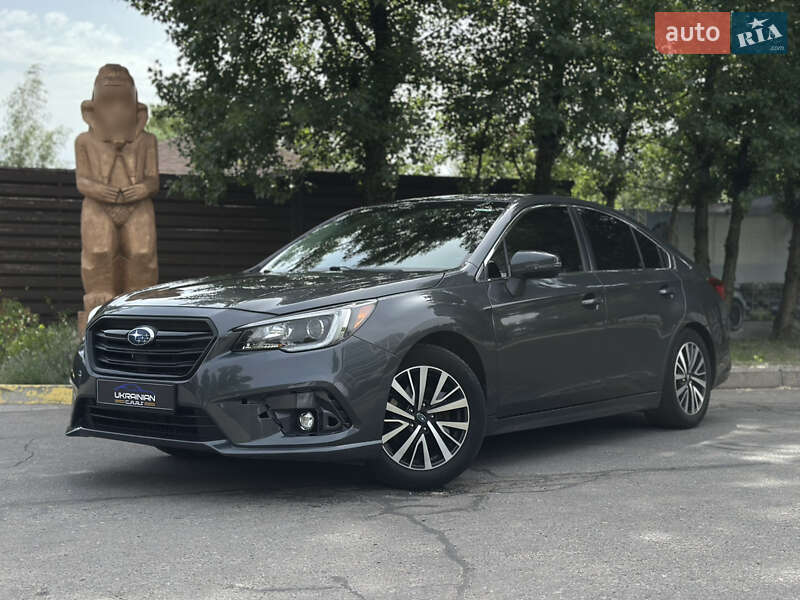 Седан Subaru Legacy 2018 в 