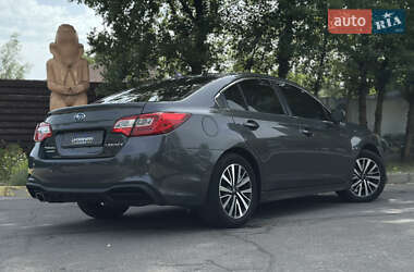 Седан Subaru Legacy 2018 в 