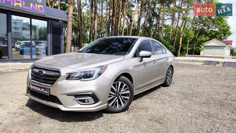 Subaru Legacy 2017