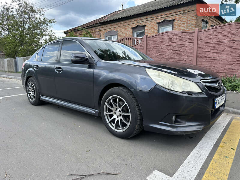 Седан Subaru Legacy 2010 в 