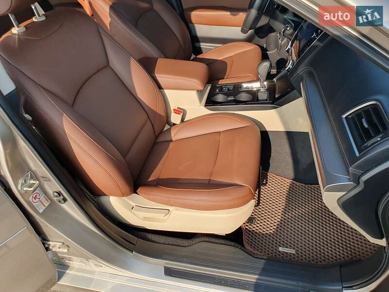 Седан Subaru Legacy 2018 в Києві