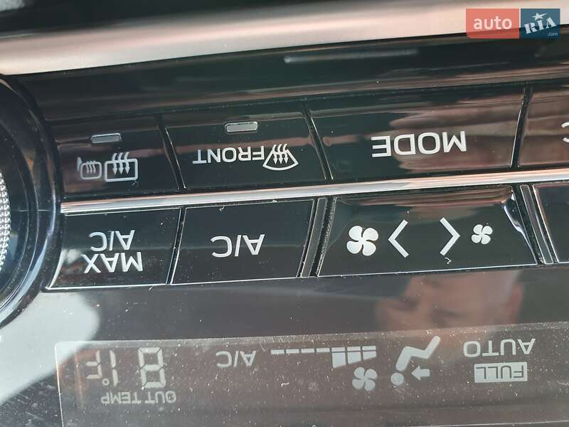 Седан Subaru Legacy 2018 в Києві