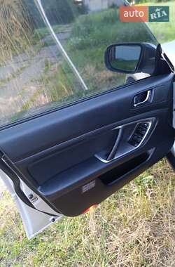 Универсал Subaru Legacy 2004 в 