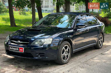Седан Subaru Legacy 2004 в Киеве