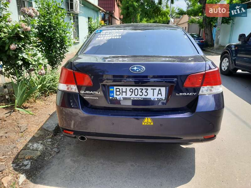 Седан Subaru Legacy 2010 в Одессе