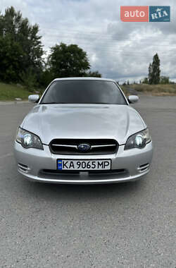 Седан Subaru Legacy 2004 в Днепре