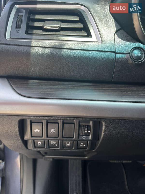 Седан Subaru Legacy 2016 в Києві фото 6 Седан Subaru Legacy 2016 в Києві