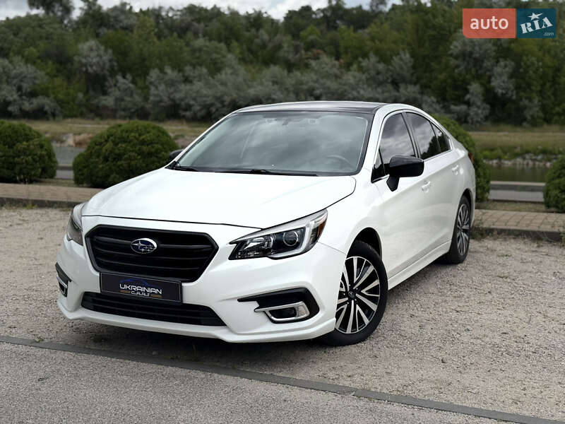 Седан Subaru Legacy 2018 в Дніпрі