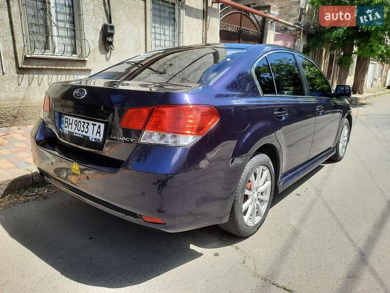 Седан Subaru Legacy 2010 в Одессе