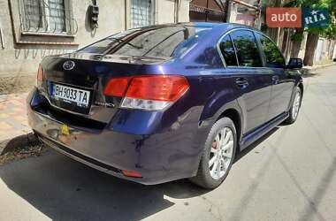 Седан Subaru Legacy 2010 в 