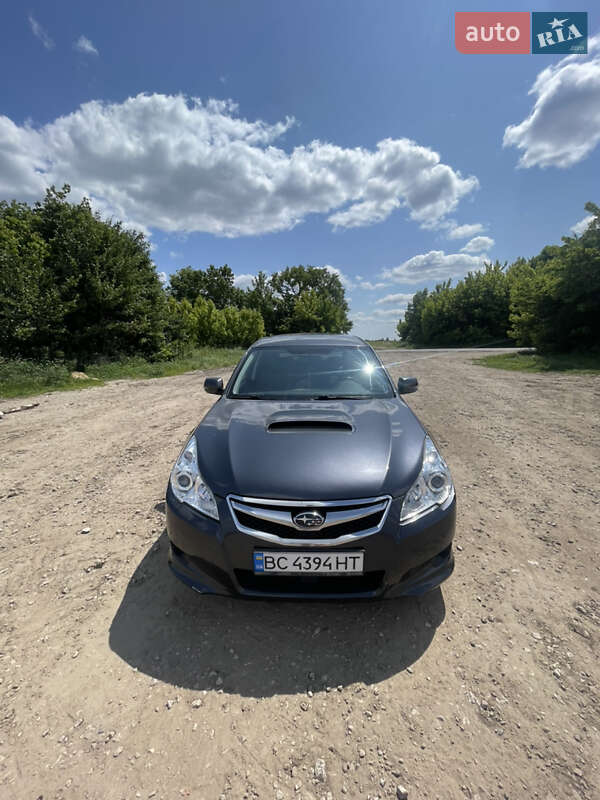 Универсал Subaru Legacy 2011 в Ровно