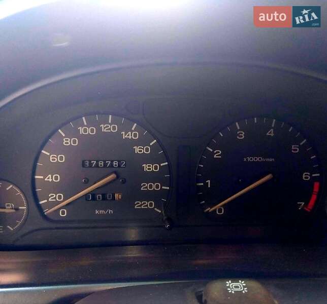 Седан Subaru Legacy 1997 в Києві