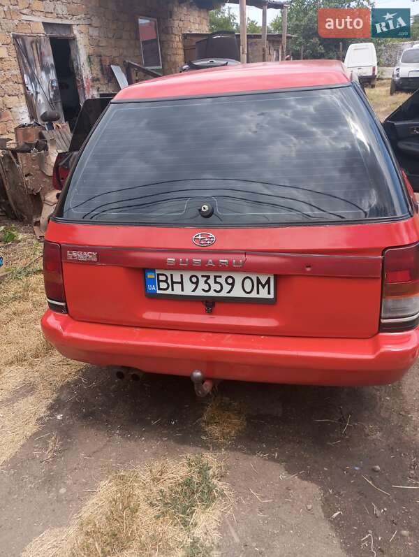 Універсал Subaru Legacy 1990 в Одесі