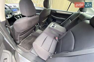 Седан Subaru Legacy 2016 в 