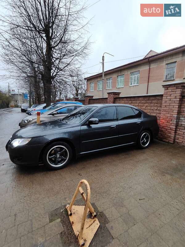 Седан Subaru Legacy 2008 в Надворной