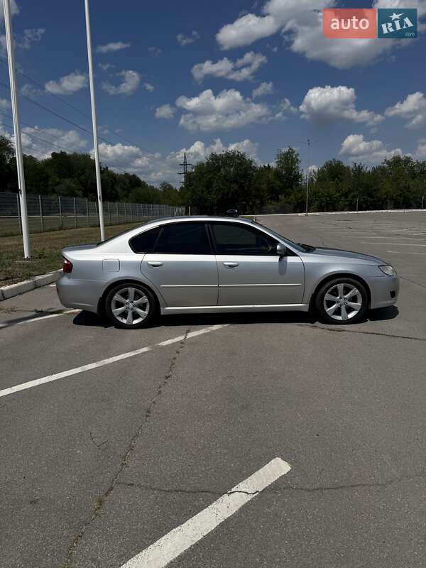 Седан Subaru Legacy 2007 в Запорожье