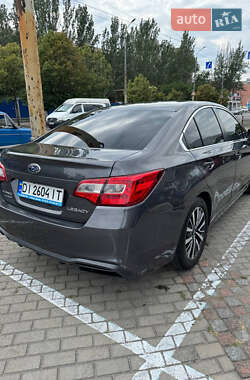 Седан Subaru Legacy 2017 в 