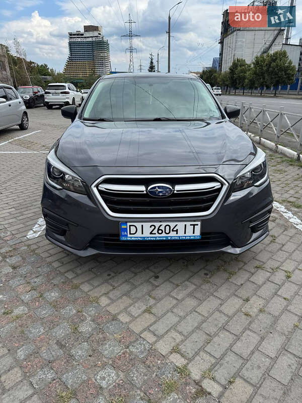 Седан Subaru Legacy 2017 в Днепре