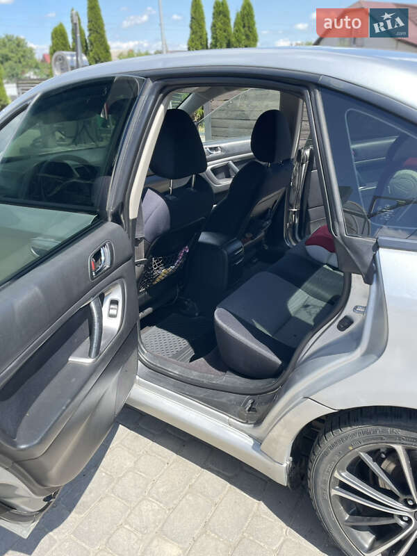 Седан Subaru Legacy 2005 в Ивано-Франковске