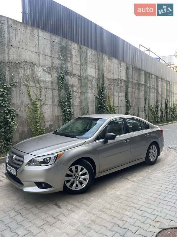 Subaru Legacy 2015