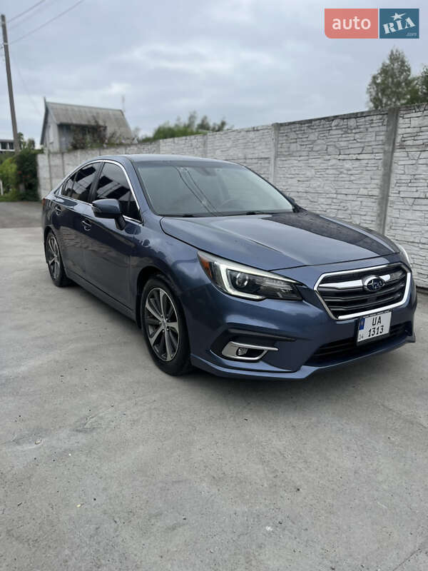Седан Subaru Legacy 2016 в Днепре