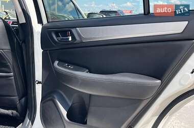 Седан Subaru Legacy 2014 в 