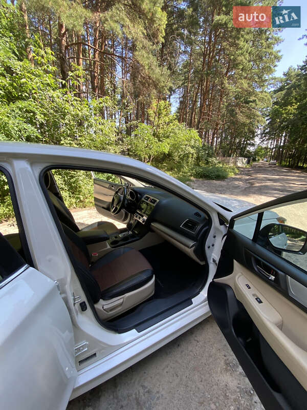 Седан Subaru Legacy 2017 в Вышгороде