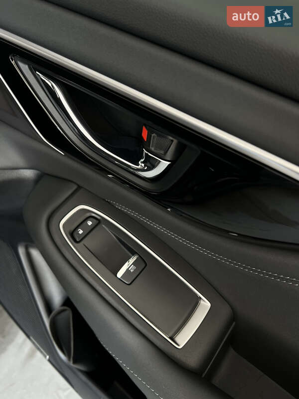 Седан Subaru Legacy 2023 в Львове