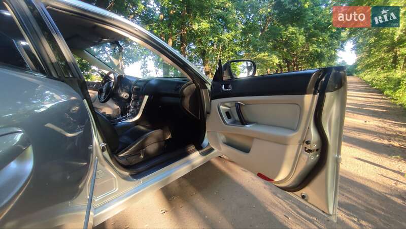 Седан Subaru Legacy 2005 в Тернополі
