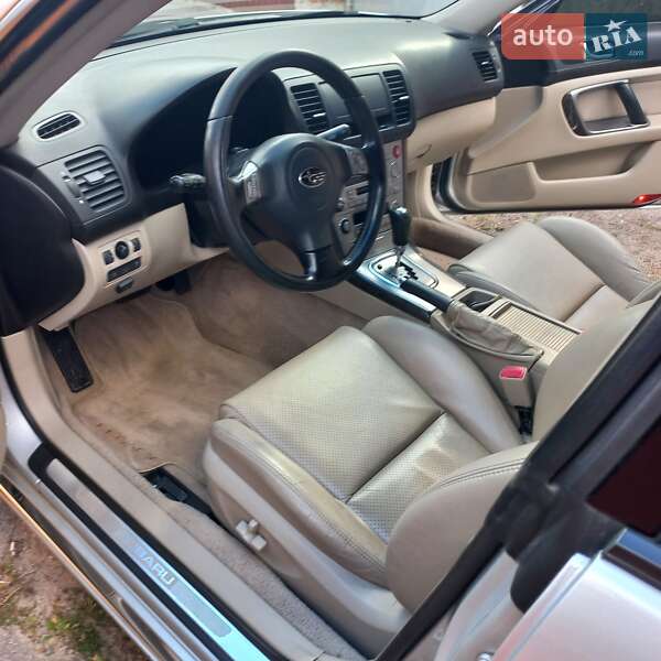 Седан Subaru Legacy 2004 в Харькове