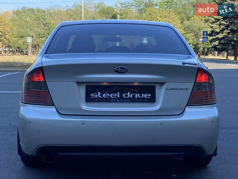 Седан Subaru Legacy 2004 в Николаеве