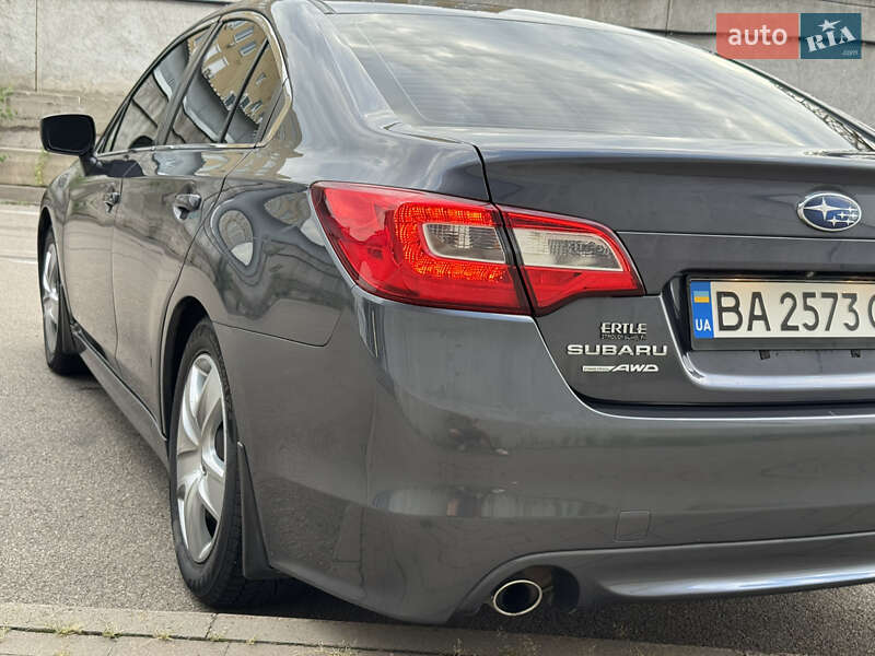 Седан Subaru Legacy 2014 в Киеве