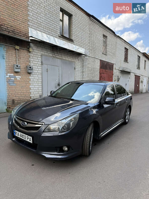 Subaru Legacy 2010