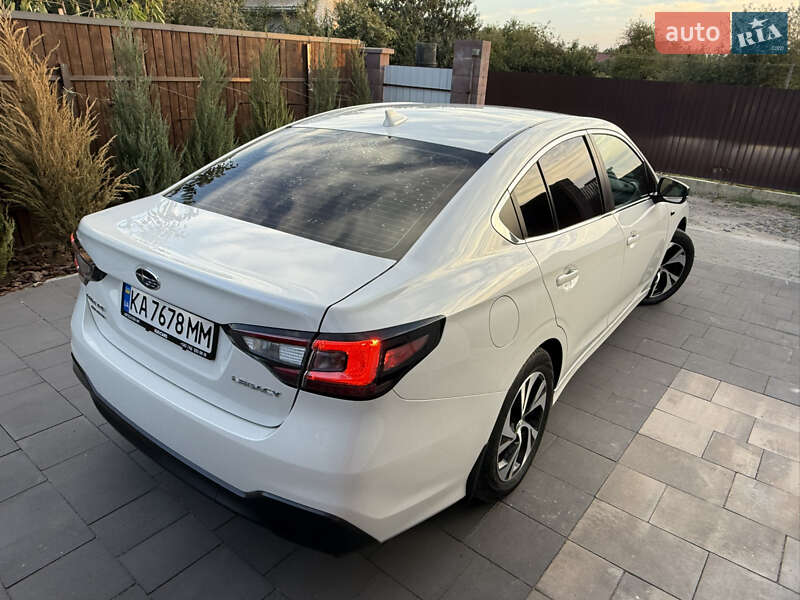 Седан Subaru Legacy 2020 в Хотине