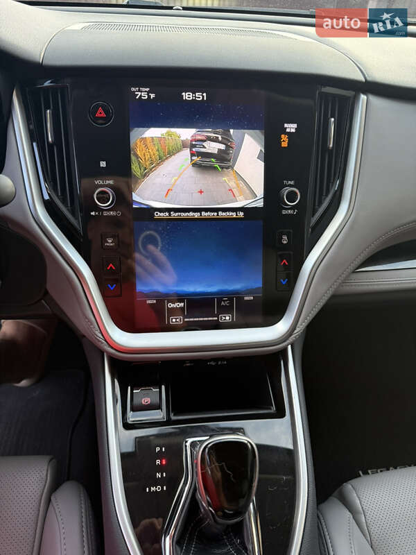 Седан Subaru Legacy 2020 в Хотине