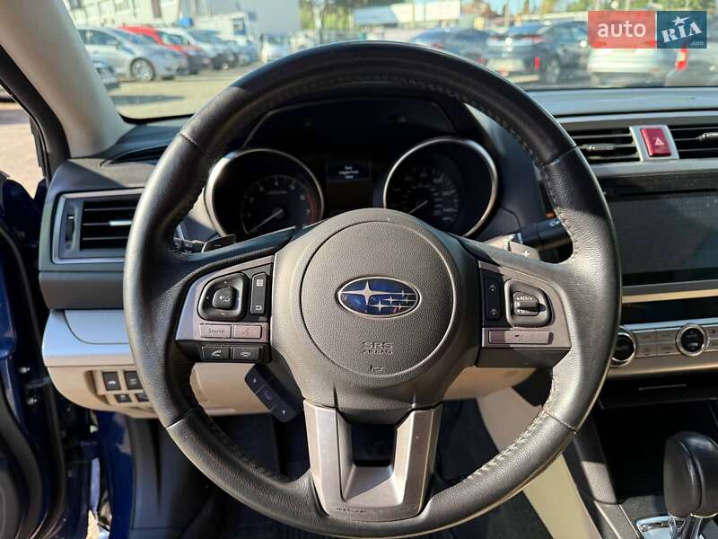 Седан Subaru Legacy 2015 в Киеве