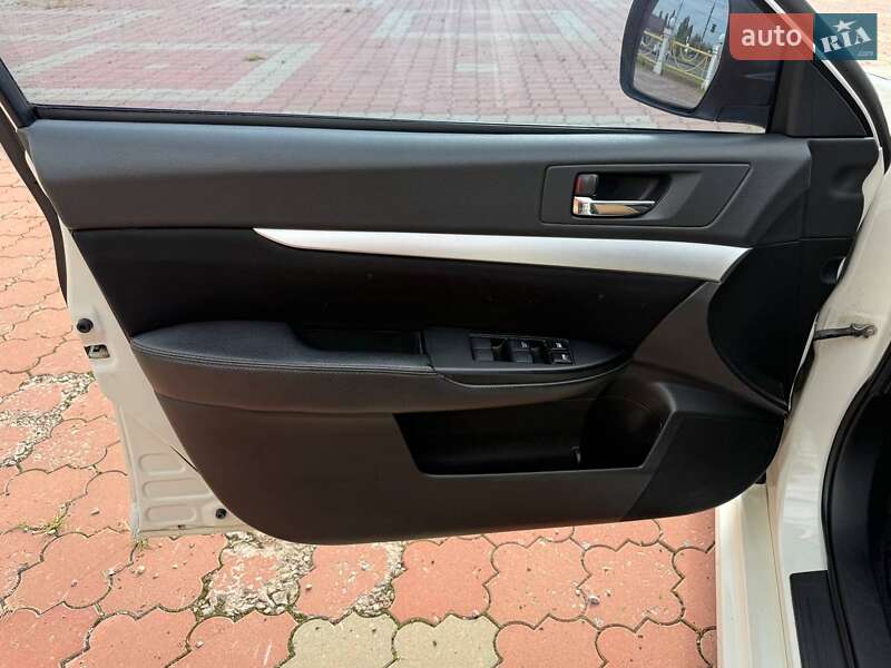 Седан Subaru Legacy 2009 в Харькове