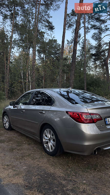 Седан Subaru Legacy 2016 в Киеве