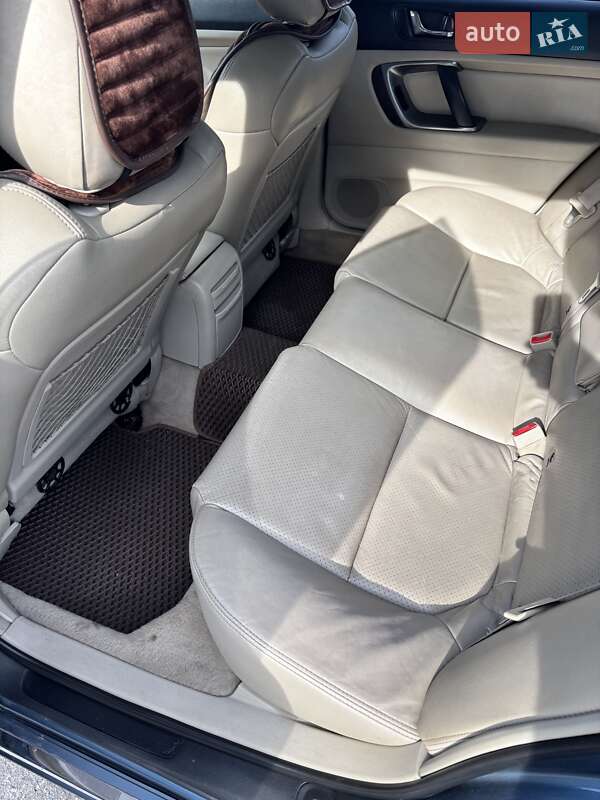 Седан Subaru Legacy 2004 в Кременчуге