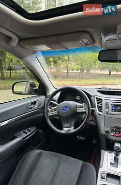 Седан Subaru Legacy 2013 в 