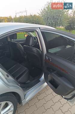 Седан Subaru Legacy 2014 в 