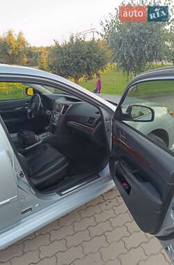 Седан Subaru Legacy 2014 в 
