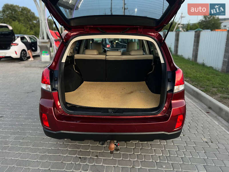 Универсал Subaru Legacy 2011 в Бережанах