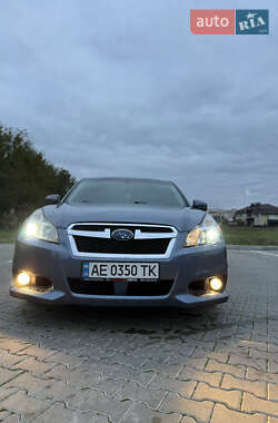Седан Subaru Legacy 2014 в 