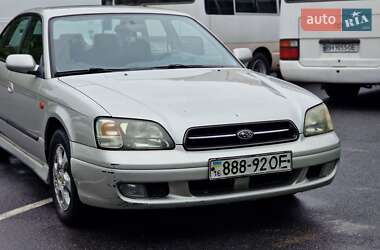 Седан Subaru Legacy 2000 в 