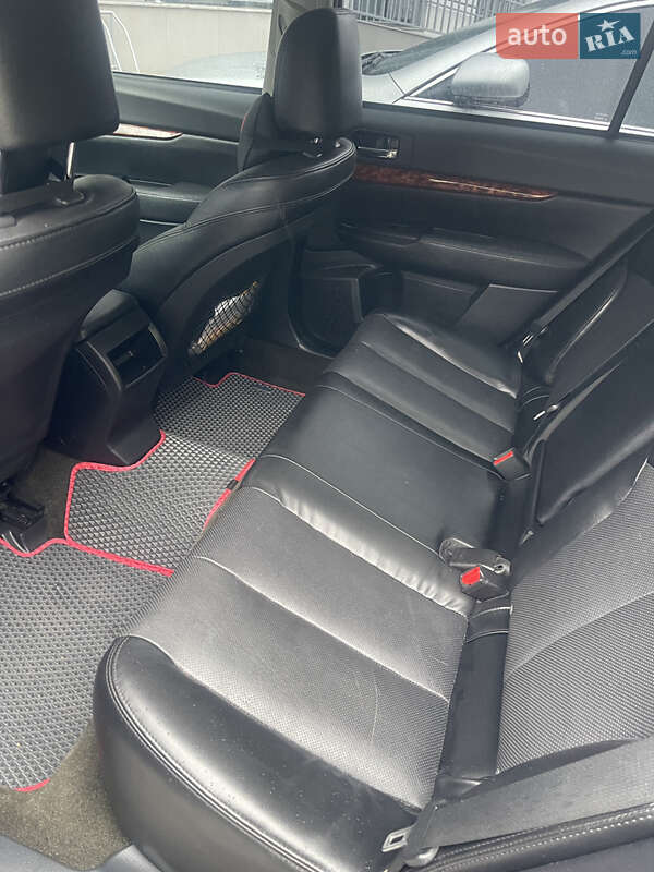Седан Subaru Legacy 2011 в Киеве